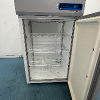 Thermo Scientific TSX Series High‑Performance –20 C Manual‑Defrost Freezers image 3